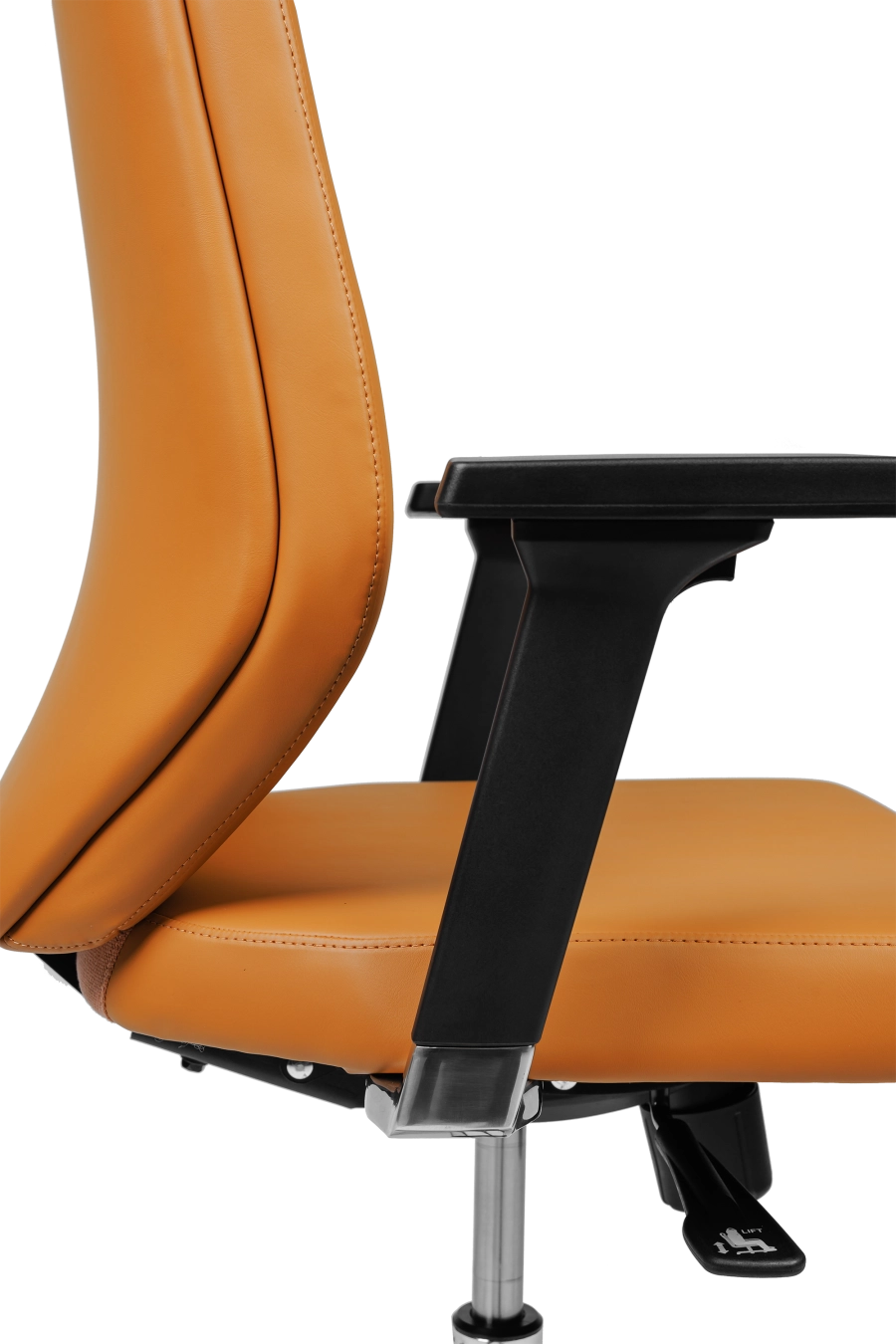 Barcelona: CUSTÓ Barcelona combină suplețea pielii artificiale de calitate premium cu avantajul cotierelor 3D, care se reglează rapid pe înălțime, adâncime și rotație pentru o postură relaxată la tastatură. Șezutul ergonomic este capitonat cu spumă de înaltă densitate, iar spătarul urmează linia spatelui, tetiera fixă susținând coloana cervicală în pauzele scurte. Mecanismul de balansare îți permite să alternezi între lucru intens și destindere. Accentele oranj energizează spațiul de lucru și adaugă personalitate fără a distrage atenția.